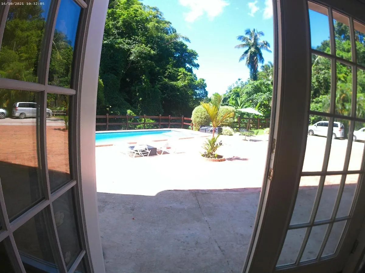 Toraille Waterfall Poolside Apartment Soufriere 0*,