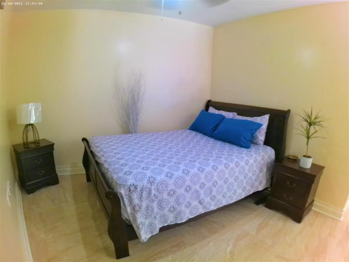 Toraille Waterfall Poolside Apartment Soufriere 0*,