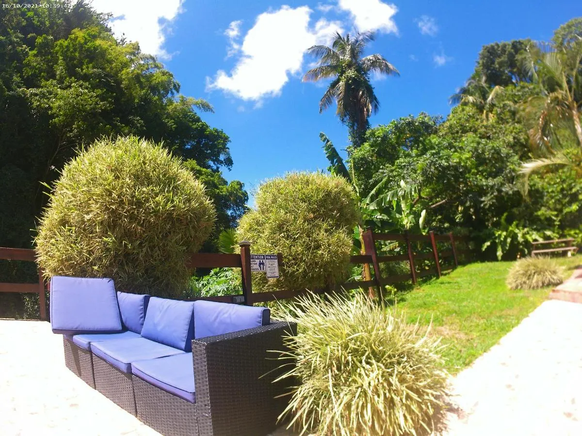 Toraille Waterfall Poolside Apartment Soufriere